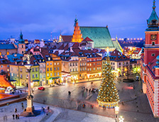 波兰城堡广场的圣诞树